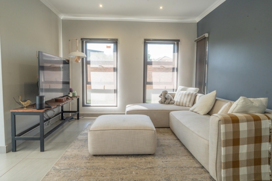 3 Bedroom Property for Sale in Grimbeeck Park North West